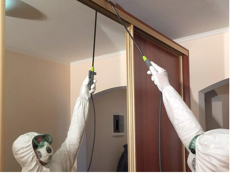 ФОТО Обработка от моли в Пироговском